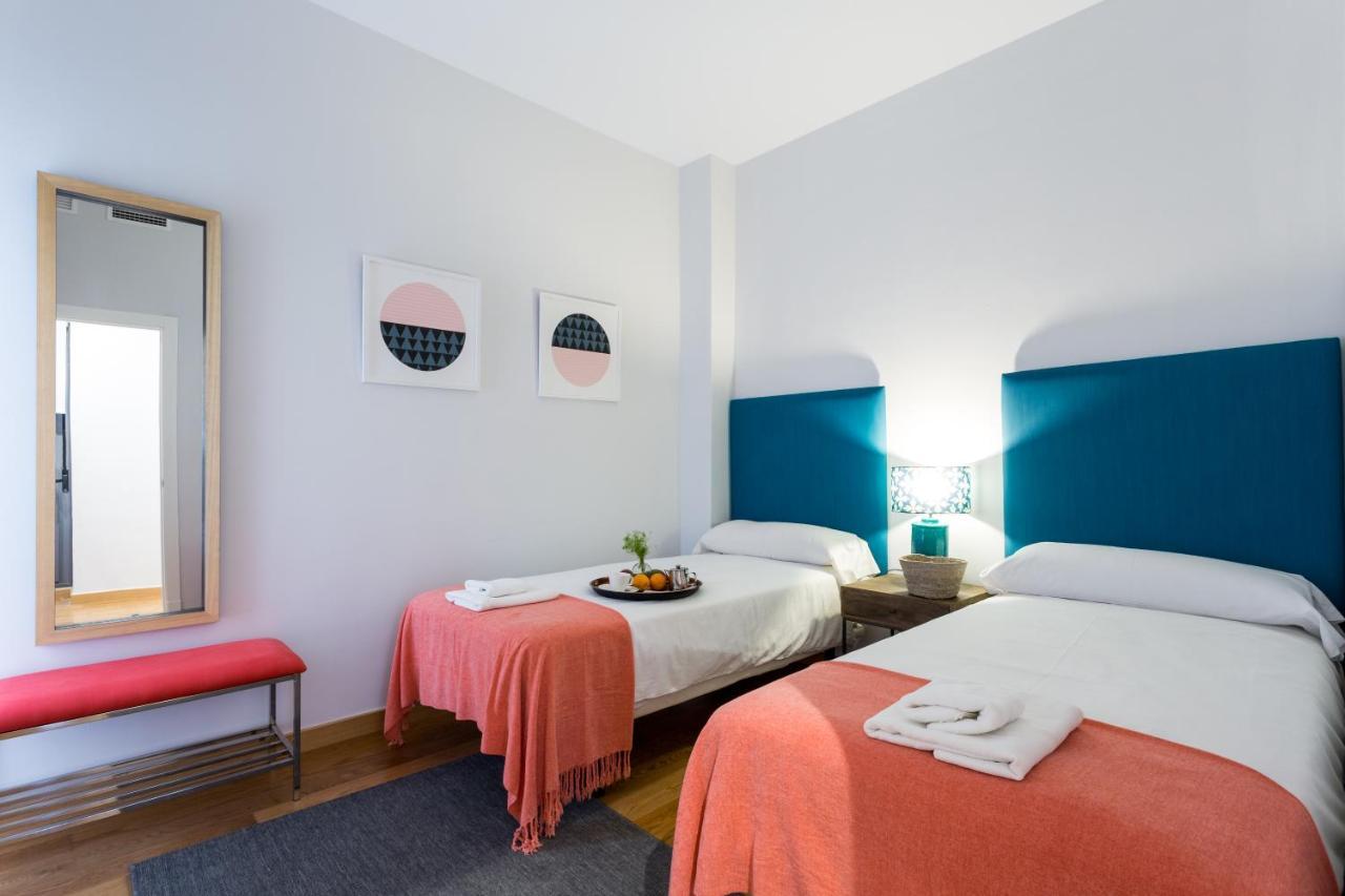 Apartamentos Rg Alameda De Hercules Seville Exterior photo